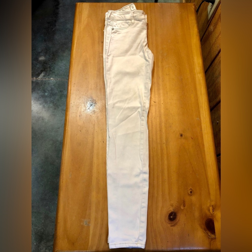 Abercrombie & Fitch cream skinny Jean
